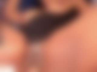 Live cam show with Elsie Morris - Big Tits Latina on SxyPornLive | colombia