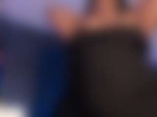 Live cam show with Elsie Morris - BBW on Stripli.com