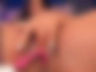 Live cam show with Elsie Morris - BBW on milfzrlive.com