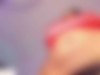 Live cam show with Elsie Morris - Solo on Milf Play