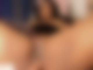 Live cam show with Elsie Morris - Ass Clapping on Camsoda