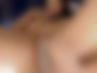 Live cam show with Elsie Morris - BBW on dropp.cam