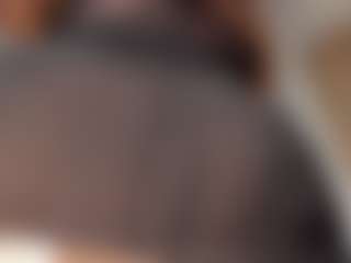 Live cam show with Elsie Morris - Ass Bouncing on Strip Flash - Live Sex Shows