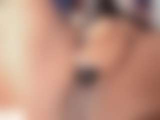 Live cam show with Elsie Morris - Ebony Big Tits on Camsoda