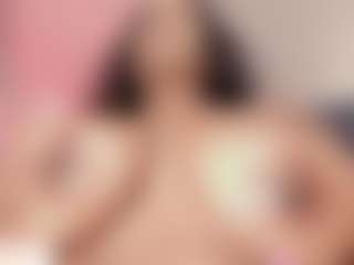 Live cam show with Elsie Morris - Sexy on Camsoda Late Night