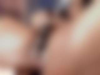Live cam show with Elsie Morris - Ass Clapping on Mixed Magazine Live