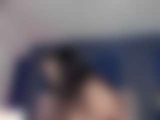 Live cam show with Elsie Morris - Solo on UwU Esports