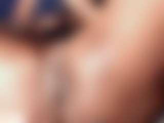 Live cam show with Elsie Morris - Ebony Blowjob on Uber Horny
