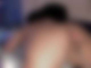 Live cam show with Elsie Morris - Young Adult on CamSodaAdn