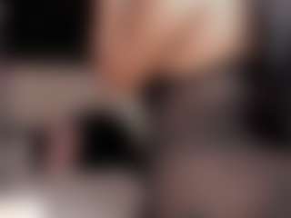 Live cam show with Elsie Morris - Asshole Black on liverealitysex.com