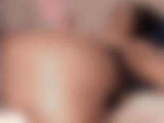 Live cam show with Elsie Morris - Handjob on crypto-cams