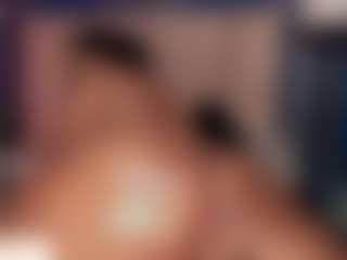 Live cam show with Elsie Morris - Black BBW on https://playwithruby.com