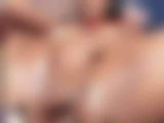 Live cam show with Elsie Morris - Ass Clapping on Latina Girls