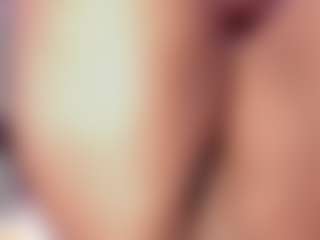 Live cam show with Elsie Morris - Ass Clapping on Camsoda