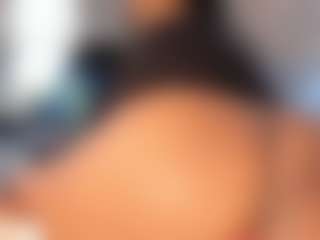Live cam show with Elsie Morris - Black BBW on fapnchat