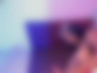 Live cam show with Elsie Morris - Bedroom on CamClone