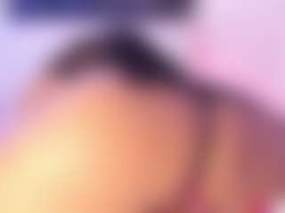 Live cam show with Elsie Morris - Spank Black on Camsoda