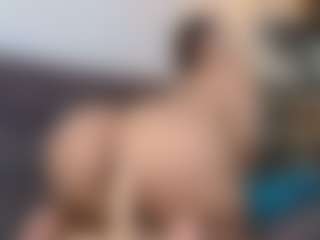 Live cam show with Anna Jones - BBW on SmokeAndPoke