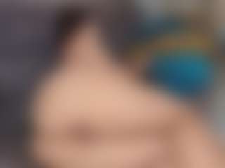 Live cam show with Anna Jones - Deepthroat on CamwithHer