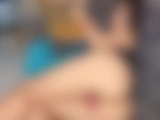 Live cam show with Anna Jones - BBW on hotwifechat.live
