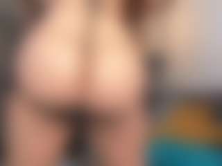 Live cam show with Anna Jones - 420 on TastyBlacksLive