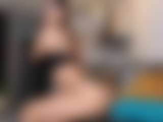 Live cam show with Anna Jones - Brown Eyes on fapnchat