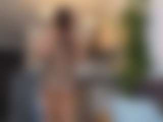 Live cam show with Anna Jones - Wet on Camsoda