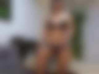 Live cam show with Anna Jones - Latina on Camsoda | colombia