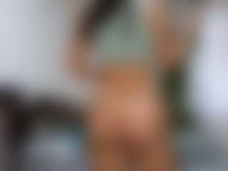 Live cam show with Anna Jones - Spank on TeamSkeetLive