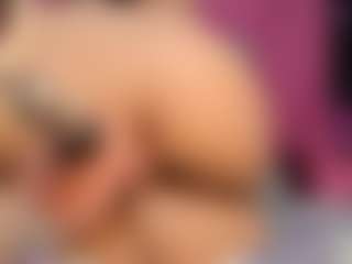 Live cam show with SOPHIE PARKER - Anal Curvy on Camming Site