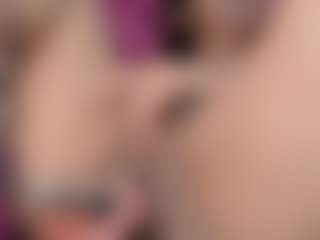 Live cam show with SOPHIE PARKER - Fingers on 1on1-livenow