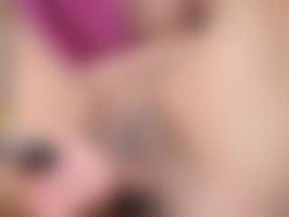 Live cam show with SOPHIE PARKER - Toys on instabang