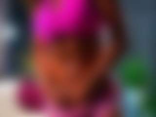 Live cam show with Christina - Middle Aged on AdultVida.com
