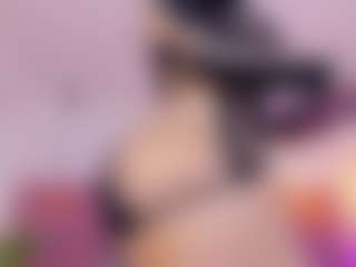 Live cam show with Polly Babe - BBW on Camsoda