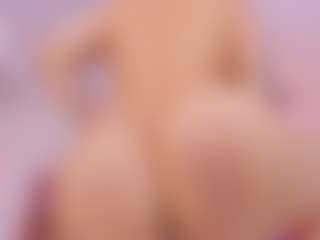 Live cam show with Polly Babe - MILF on Sex Cam Show