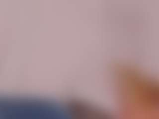 Live cam show with Polly Babe - Big Ass on Soda Cam