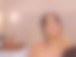 Live cam show with Polly Babe - Striptease on Camsoda