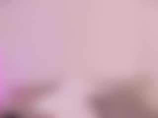 Live cam show with Polly Babe - Latina MILF on intimatelivegirls.com | colombia