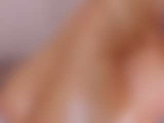 Live cam show with Polly Babe - Latina MILF on Cam Slut | colombia