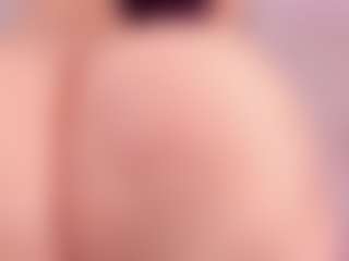 Live cam show with Polly Babe - Anal MILF on Uber Horny