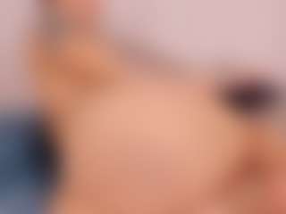 Live cam show with Polly Babe - Lush on crypto-cams