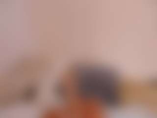 Live cam show with Polly Babe - Big Tits MILF on camwithhim.com