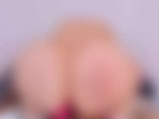 Live cam show with Polly Babe - Tattoos on Camsoda