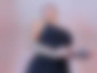 Polly Babe MILF webcam performer live streaming