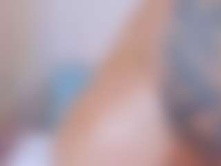 Live cam show with Polly Babe - Foot Fetish Curvy on Fling VIP Chat