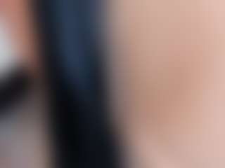 Live cam show with Polly Babe - Tease BBW on Soda Cam