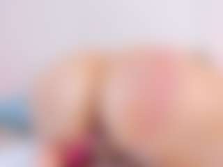 Live cam show with Polly Babe - Tease BBW on Uber Horny