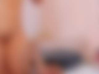Live cam show with Polly Babe - Fingering MILF on Big Tits