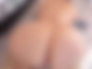 Live cam show with Polly Babe - Fingering MILF on CamwithHer
