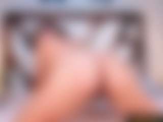 Live cam show with Alejandra - Teen (18+) on milfzrlive.com